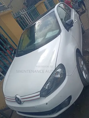 Volkswagen Golf 2.5 5 Door 2011 White