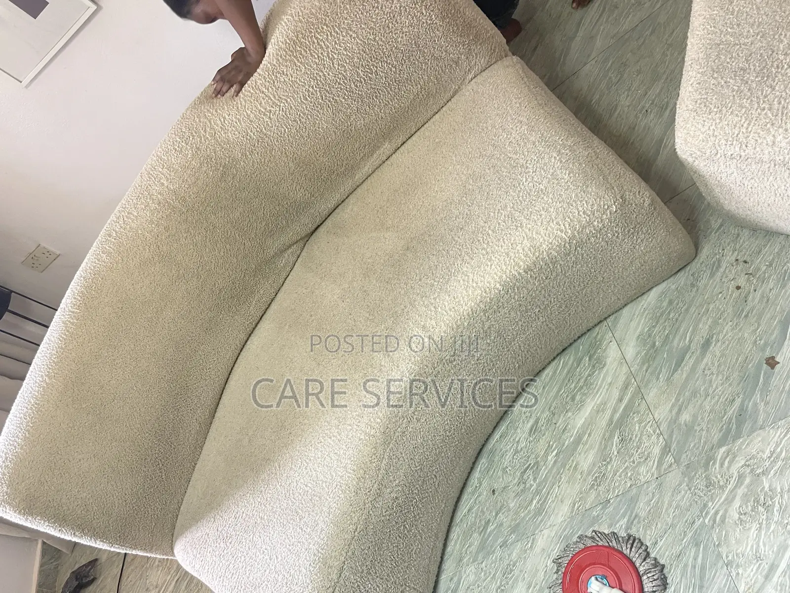 Superb Couch/Sofa Cleaning