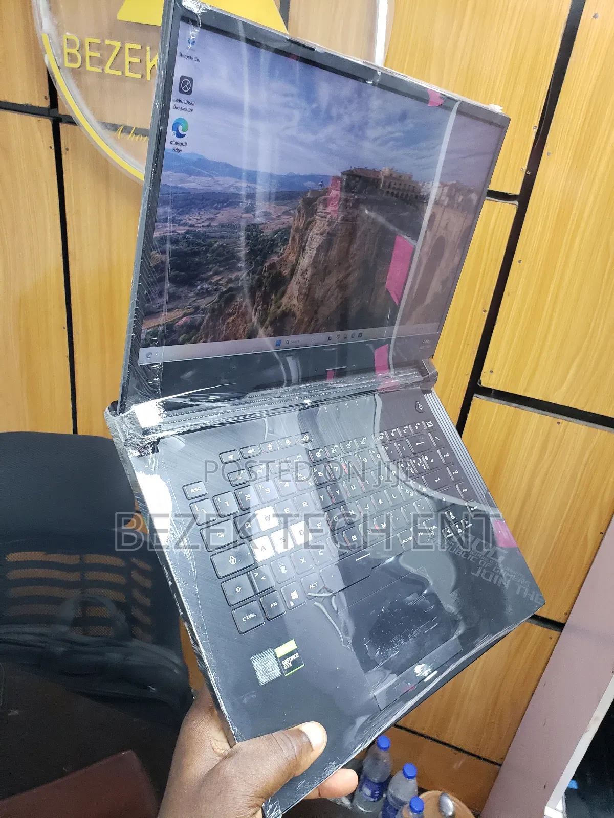 New Laptop Asus ROG Strix G15 16GB Intel Core I7 SSD 512GB