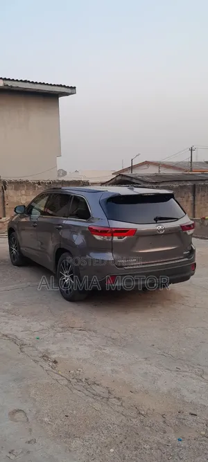 Toyota Highlander 2017 Gray