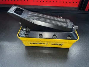 Enerpac Patg1102n 10000psi Air/Hydraulic Hand/Foot Pump -Turbo Ii