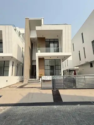 Furnished 5bdrm Duplex in Osapa London Estate for sale