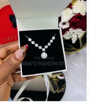 VVS Moissanite Neck Piece