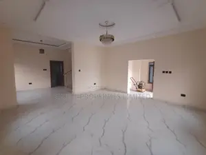 4bdrm Townhouse / Terrace in Mabushi for rent