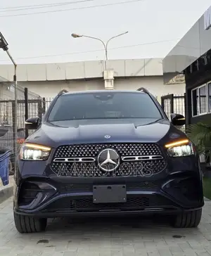 Mercedes-Benz GLE-Class GLE 450 4MATIC AWD 2025 Blue