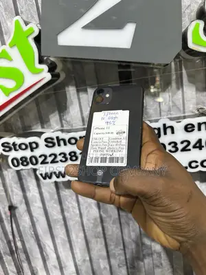 Apple iPhone 11 64 GB Black