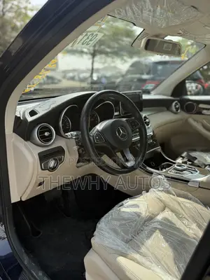 Mercedes-Benz GLC-Class 2017 Blue