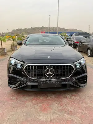 Mercedes-Benz E300 2018 Black