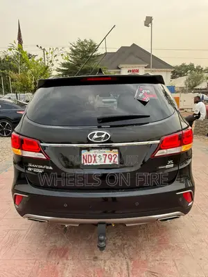 Hyundai Santa Fe 2017 Black