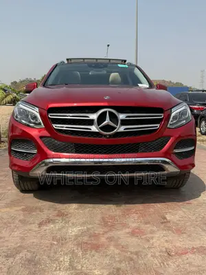 Mercedes-Benz GLE-Class 2018 Red