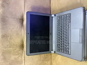 Laptop Dell Latitude 3350 8GB Intel Core i3 SSD 140GB