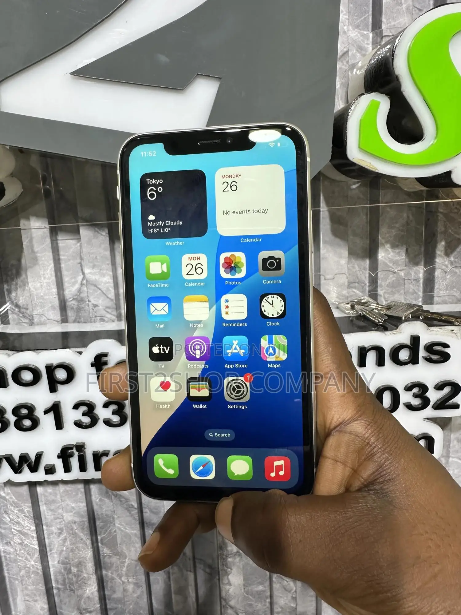 Apple iPhone XR 128 GB White