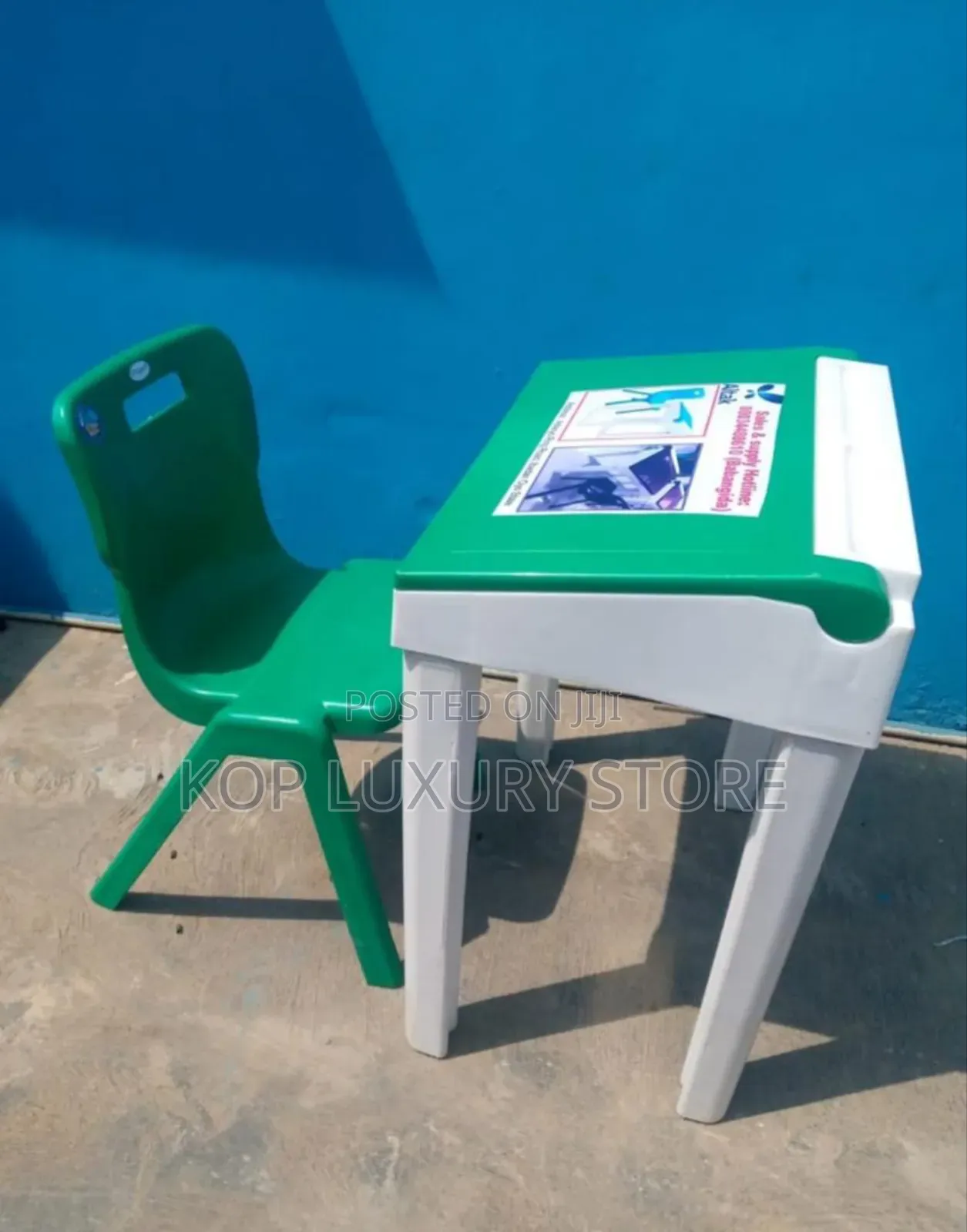 Plastic School Desk