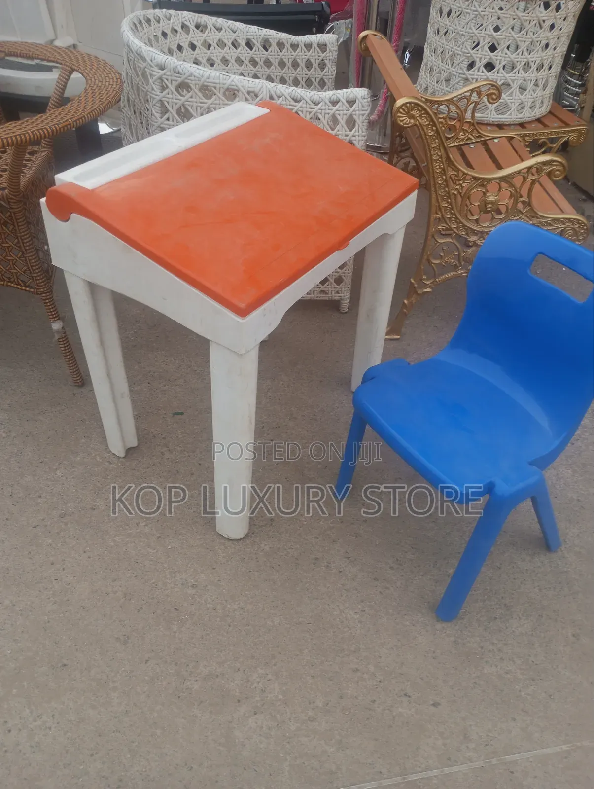 Plastic School Desk