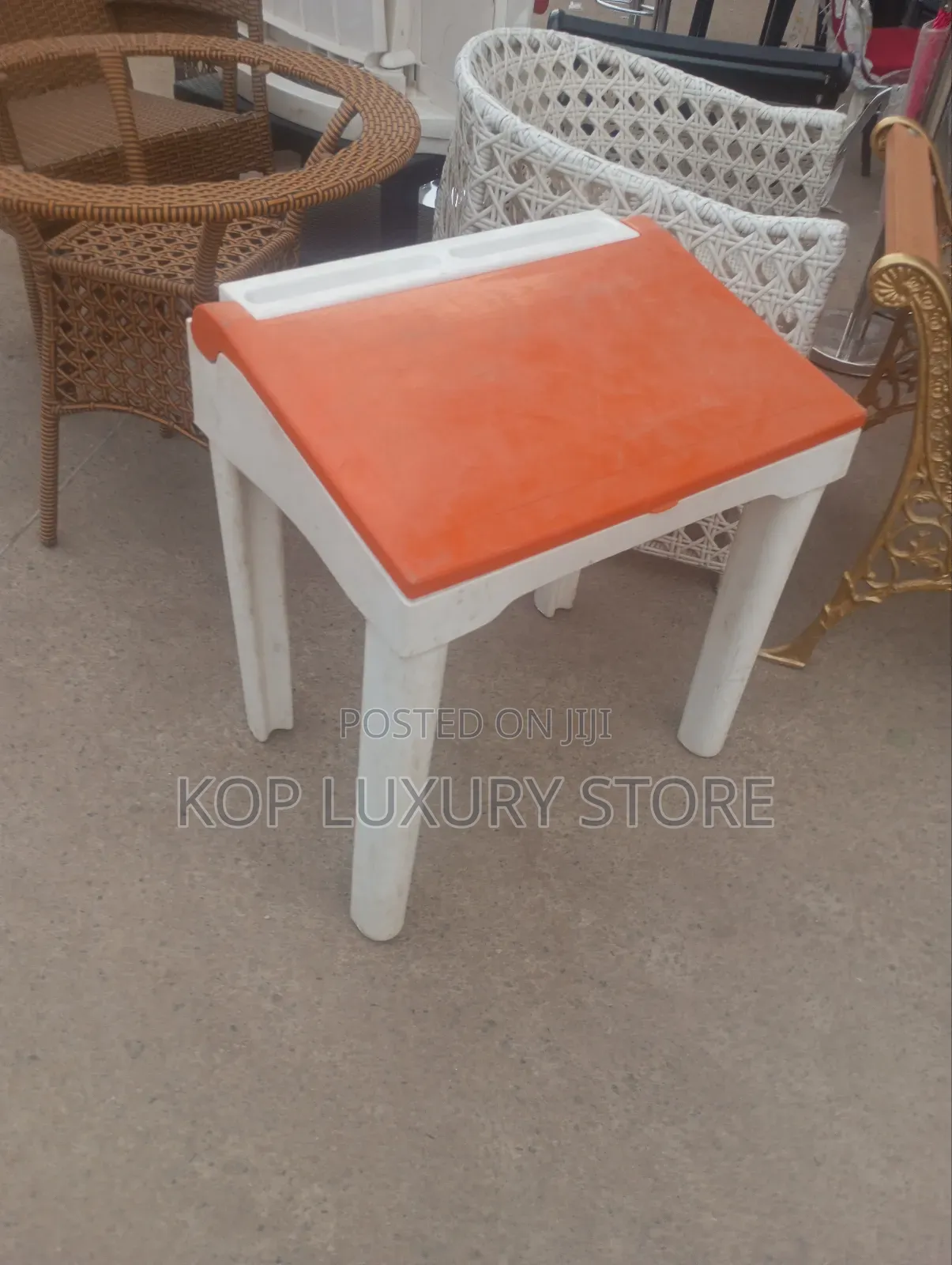 Plastic School Desk