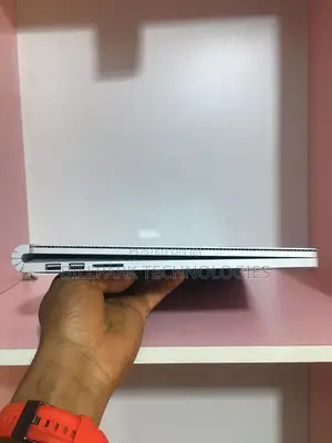 Laptop Microsoft Surface Book 2 16GB Intel Core I7 SSD 256GB