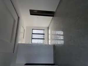 3bdrm Block of Flats in Lugbe for rent