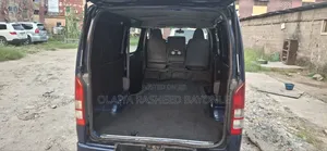 Toyota HiAce 2013 Blue