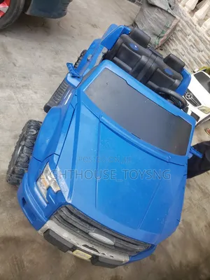 Blue Ford Ride-on Truck