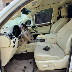 Lexus GX 460 Luxury 2015 White