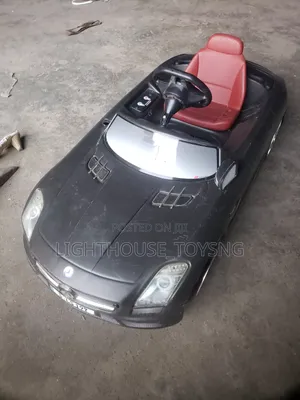 Mercedes-Benz SLS Amg–Style Ride-on (Replica)