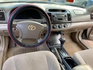 Toyota Camry 2006 Gray