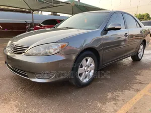 Toyota Camry 2006 Gray