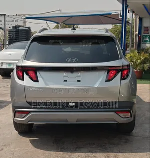 Hyundai Tucson 2025 Silver