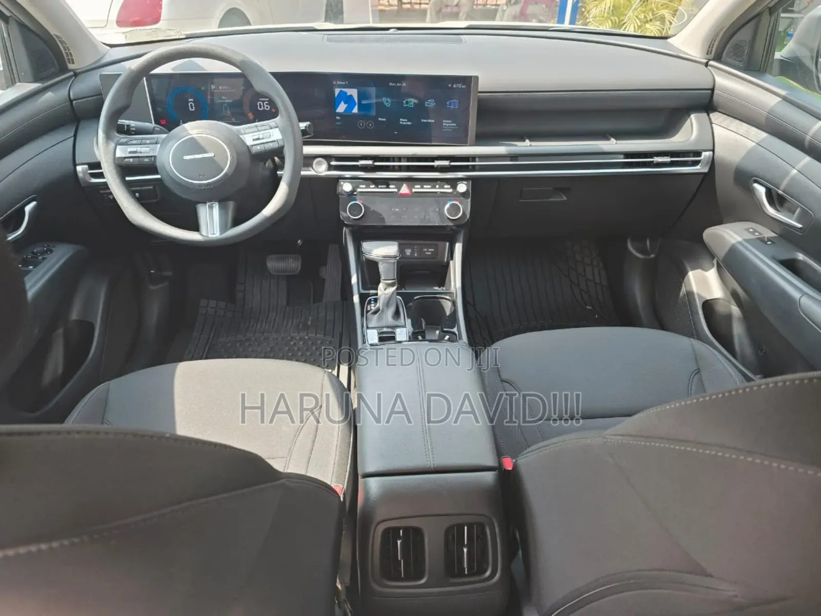 Hyundai Tucson 2025 Silver