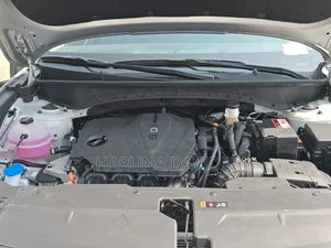 Hyundai Tucson 2025 Silver