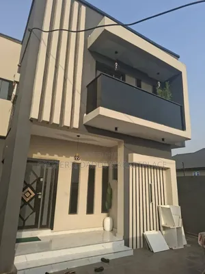 2bdrm Block of Flats in New London Estate, Baruwa for rent
