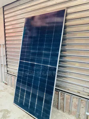550watts Canadian Solar Panel Now Available With Good Price