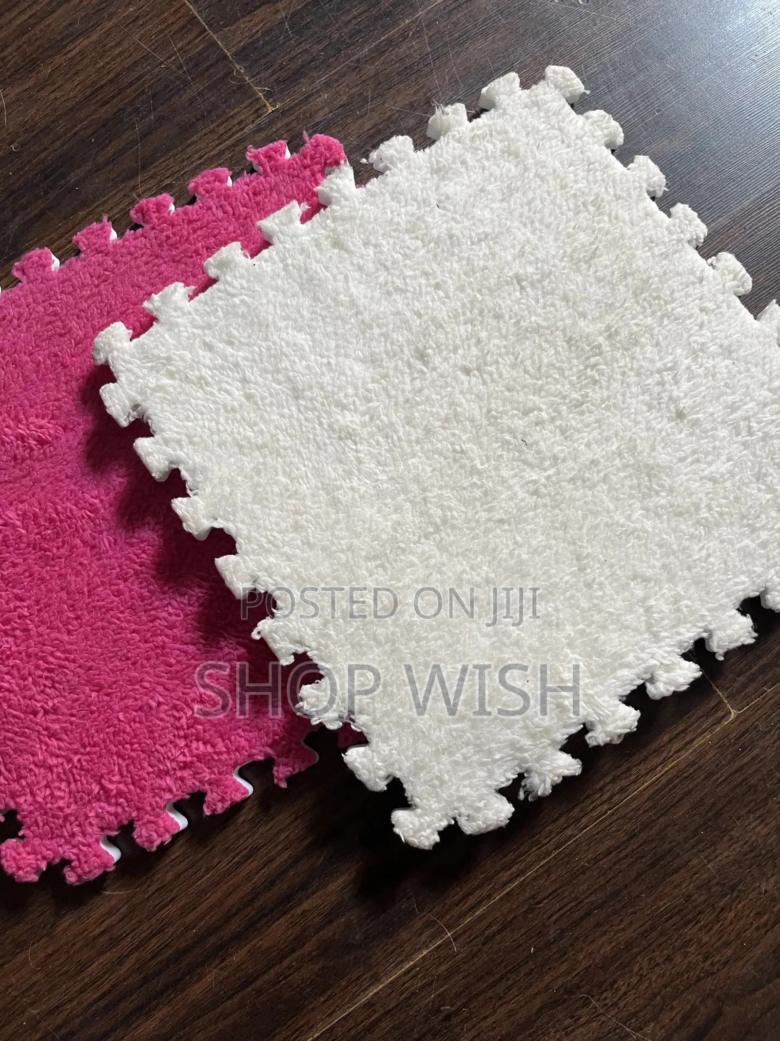Carpet Tiles Easy to Install Without Glue and Tools