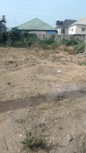 600sqm of Land in Dawaki