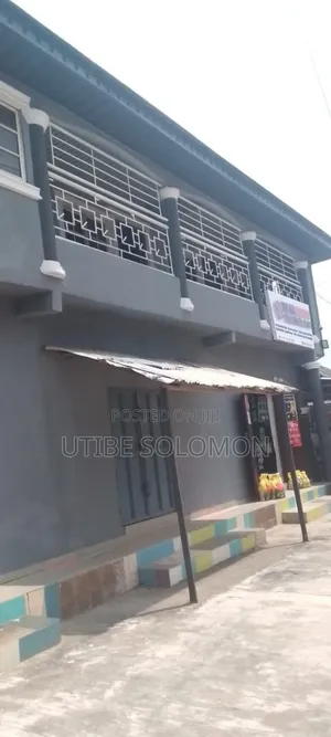 6bdrm Block of Flats in Calabar Itu Road, Uyo for sale