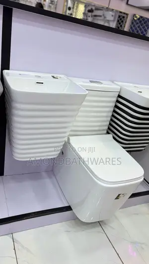 White Executive Water Cistern