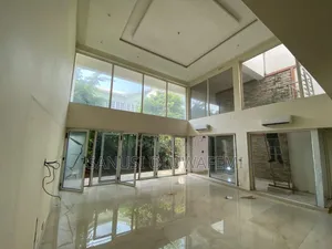 4bdrm Duplex in Parkview Estate for rent