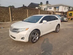 Toyota Venza 2011 White