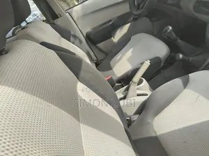 Mitsubishi L200 2014 White