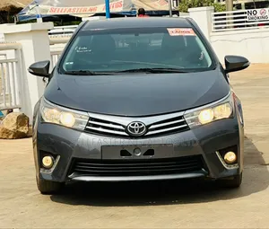Toyota Corolla 2015 Gray