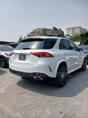 Mercedes-Benz GLE-Class 2021 White