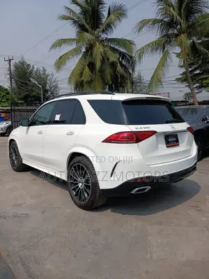 Mercedes-Benz GLE-Class 2021 White