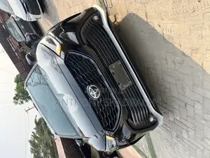 Toyota Highlander XSE 2022 Black