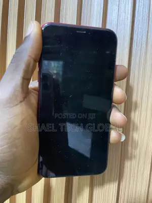 Apple iPhone XR 64 GB Red