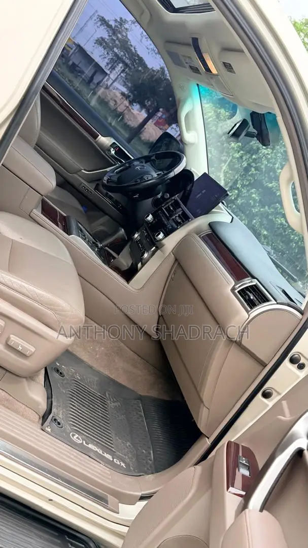 Lexus GX 460 Luxury 2016 Gold