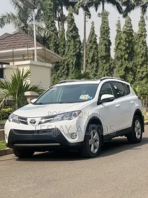 Toyota RAV4 2015 White