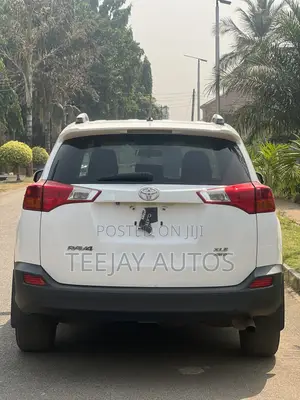 Toyota RAV4 2015 White