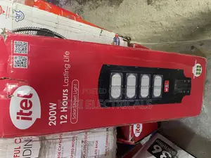 Itel Solar Street Light 200 Watts