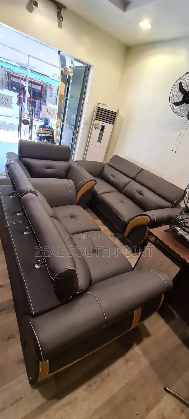 Contemporary 7seaters Sofa