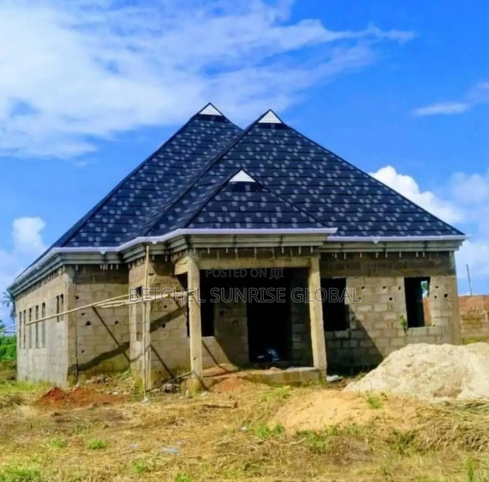 White And Black Patch Shingle Design